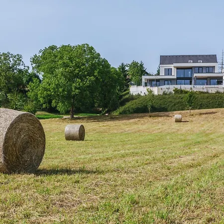 Hirundo- With Saunas And Hot Tub Вилла Sela pri Dobovi