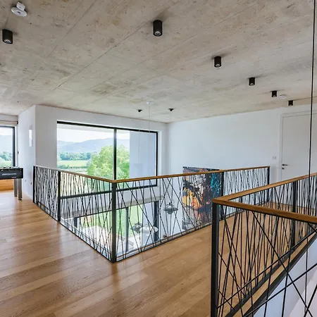 Hirundo- With Saunas And Hot Tub 빌라 Sela pri Dobovi