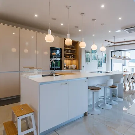 빌라 Hirundo- With Saunas And Hot Tub