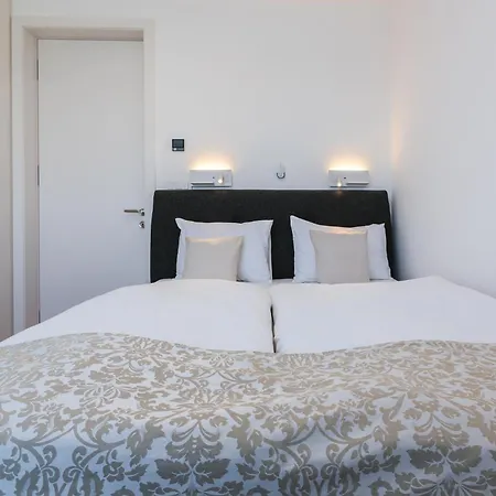 Hirundo- With Saunas And Hot Tub 빌라 Sela pri Dobovi