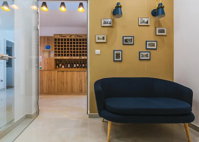 Hirundo- With Saunas And Hot Tub Sela pri Dobovi