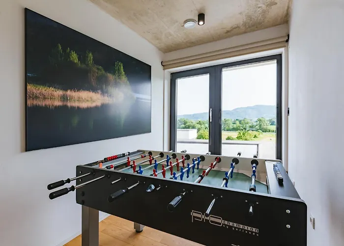 Hirundo- With Saunas And Hot Tub 别墅 *