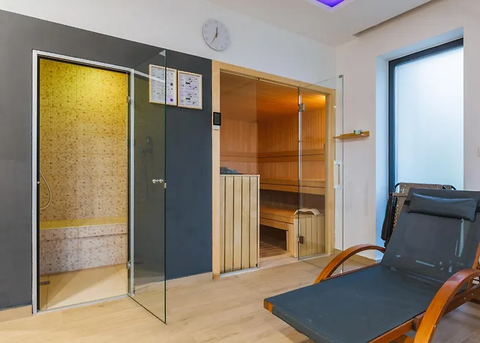 Hirundo- With Saunas And Hot Tub 别墅 Sela pri Dobovi