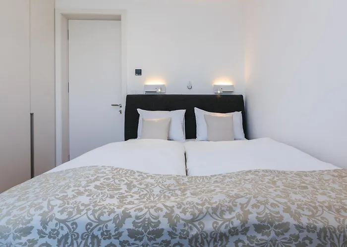 Hirundo- With Saunas And Hot Tub 别墅 Sela pri Dobovi